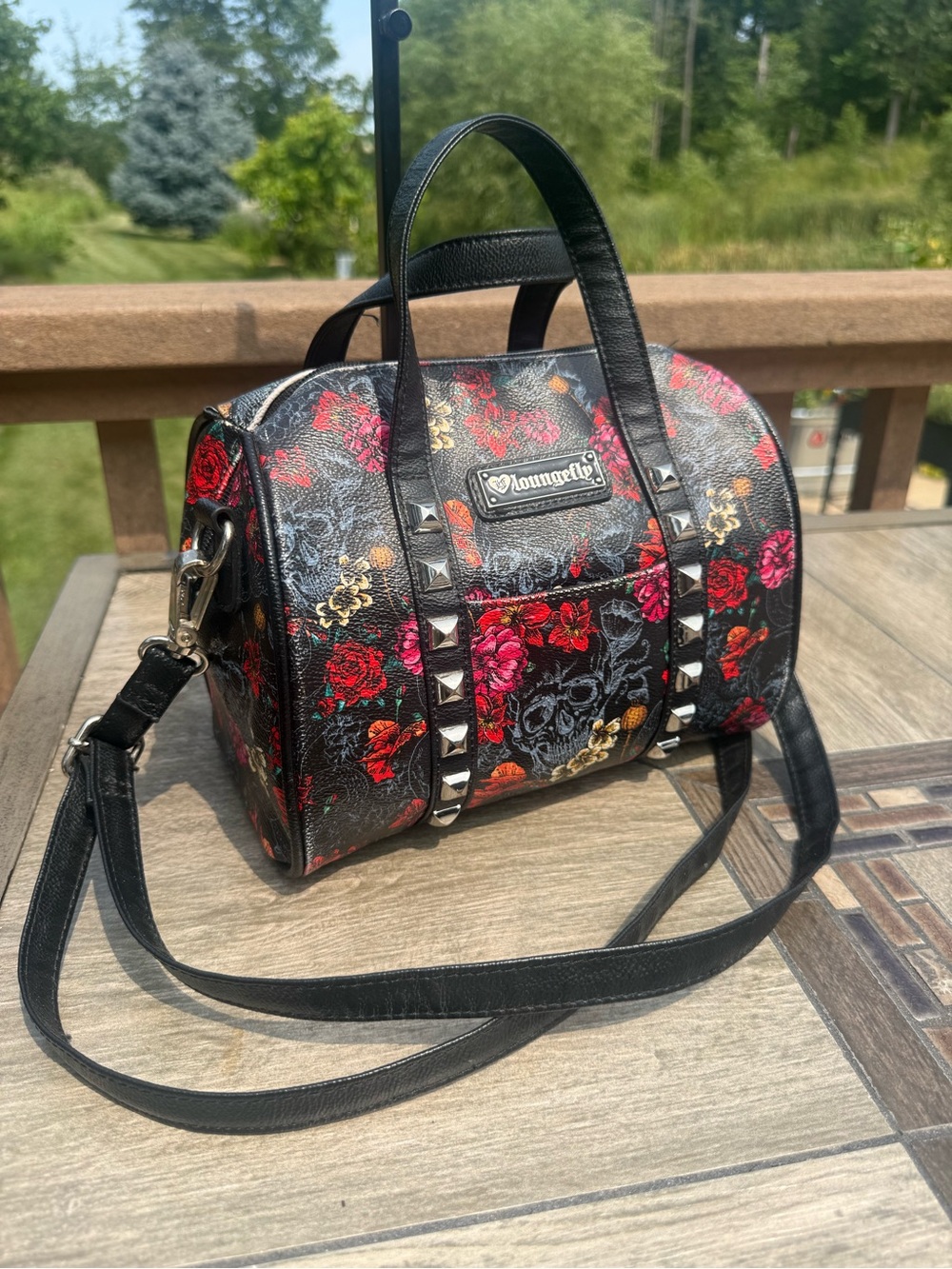 EUC Loungefly Black Floral Skull Mini Satchel with Red & Pink Roses - Picture 3 of 11